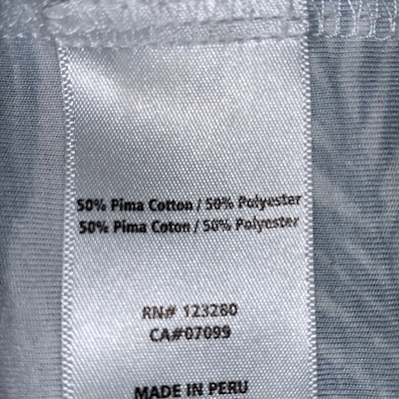 Travis Mathew Shirt - Picture 5 of 5